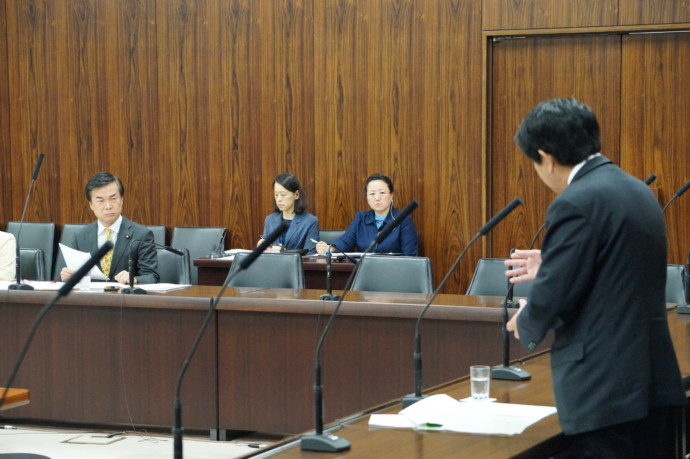 150423参議院文教科学委員会写真